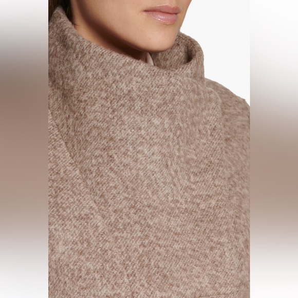 Kenneth Cole New Year Asymmetrical Coat - Picture 3 of 5